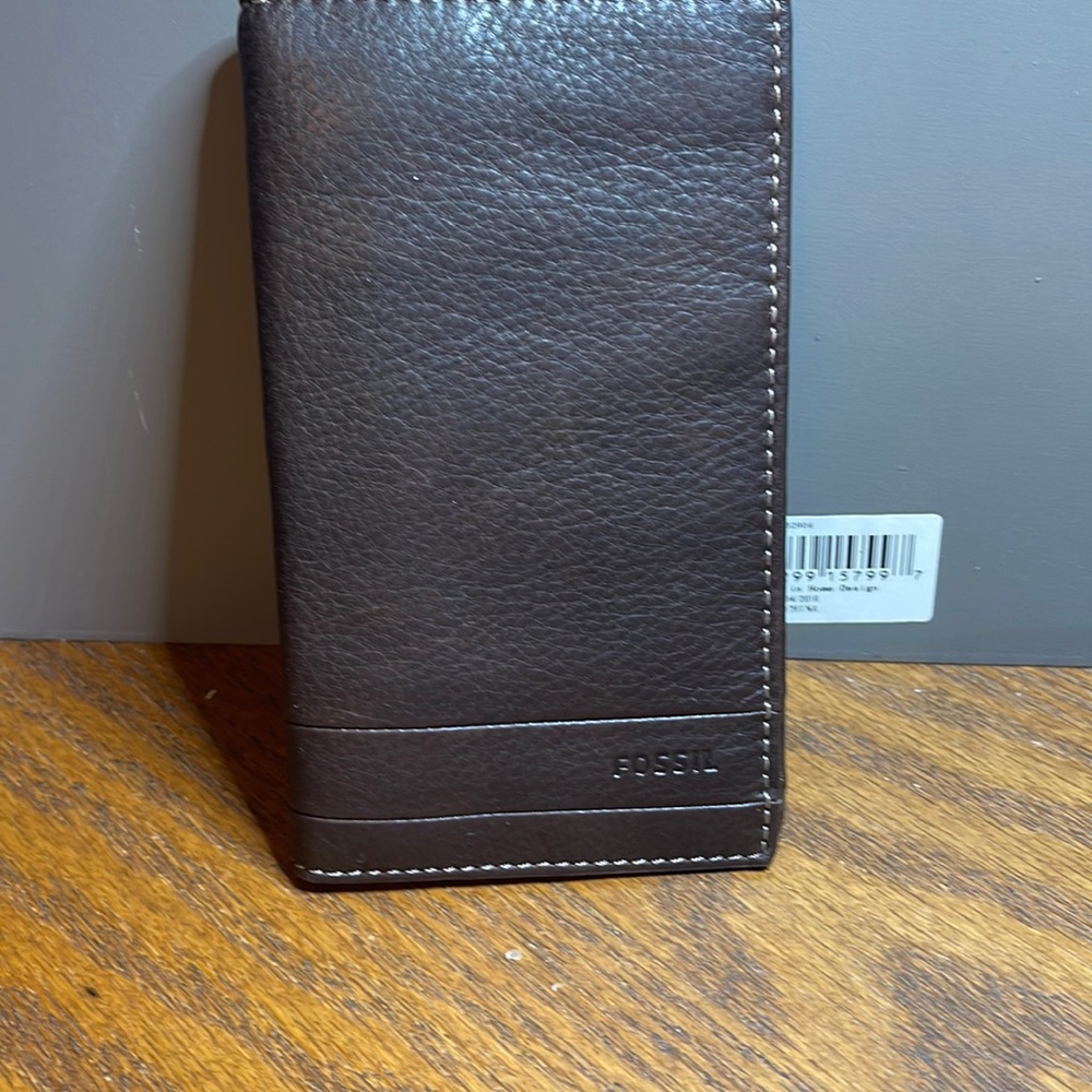 Fossils leather wallet brown